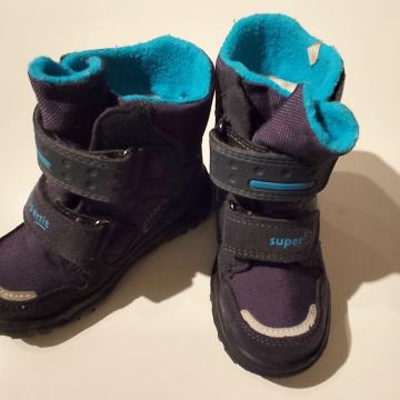 Superfit - zimski visoki čevlji (št. 24)