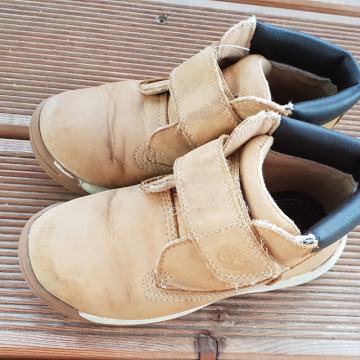 Timberland usnjeni čevlji št.28