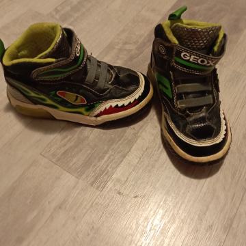 Visoke geox 26