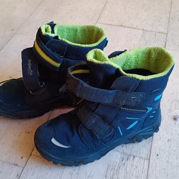 zimski čevlji Superfit št. 34