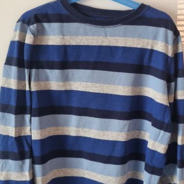 Gap pulover 8-9 let