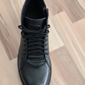 Čevlji - gležnarji OXIDE št. 42 - NOVI