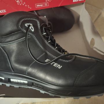 DELOVNI ZAŠČITNI VISOKI ČEVLJI 45