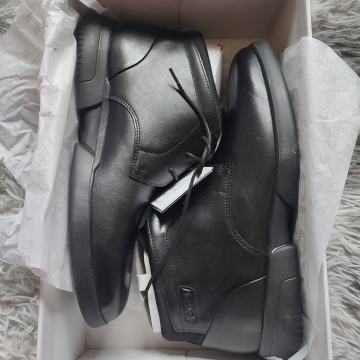 Geox moški gležnarji 43 ( novi)