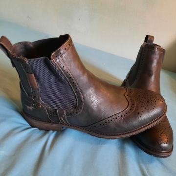 GLEŽNARJI ORIGINAL MUSTANG ŠT.44
