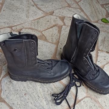Moški čevlji gležnar