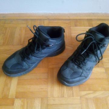 Fantovski usnjeni čevlji gležnarji št.41