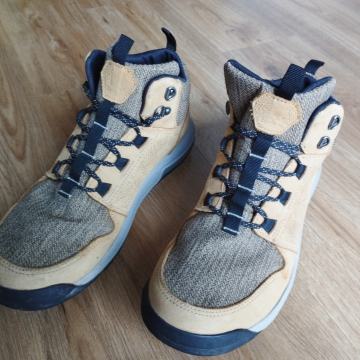 Quechua gležnarji št. 42