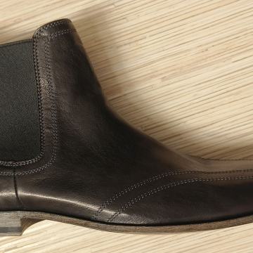 Ročno izdelani visoki čevlji HUGO BOSS - NOVO