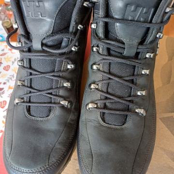 ZIMSKI ČEVLJI Helly Hansen, št. 43