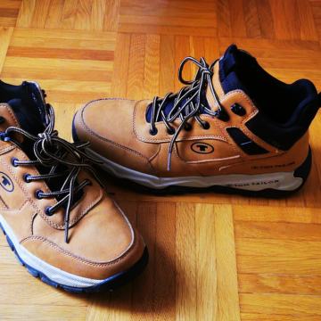 zimski gležnjarji Tom Tilor, št. 42