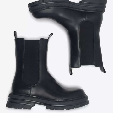 100. GLEŽNARJI ČRNI ŽENSKI