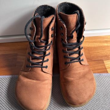 Belenka bosonogi ženski čevlji št 40