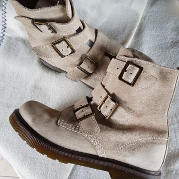 DR MARTENS BEŽ USNJENI GLEŽNARJI 39