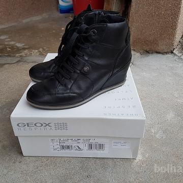 GEOX čevlji s polno peto št. 37