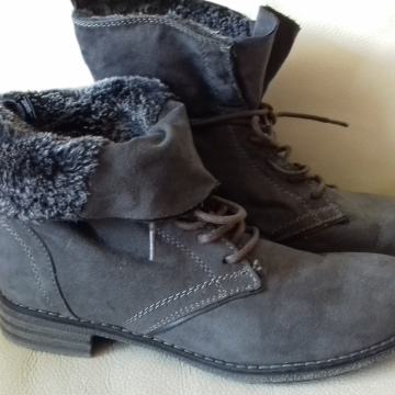 GLEŽNARJI GRACELAND, ŠT.37