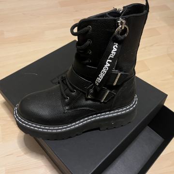 Gležnarji KARL LAGERFELD 2024 model št 38• KOT NOVI