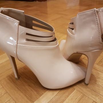 Gležnarji, NOVI, št 37