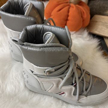 Gležnarji Tommy Hilfiger