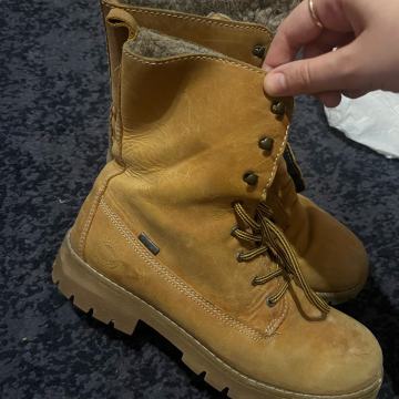 Gležnarji usnjeni Imac