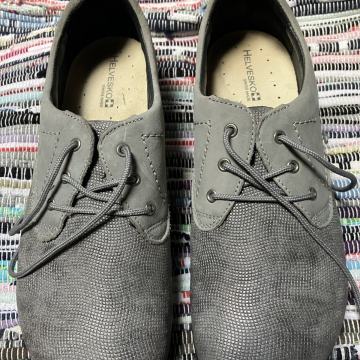 Nizek zenski cevelj NOV