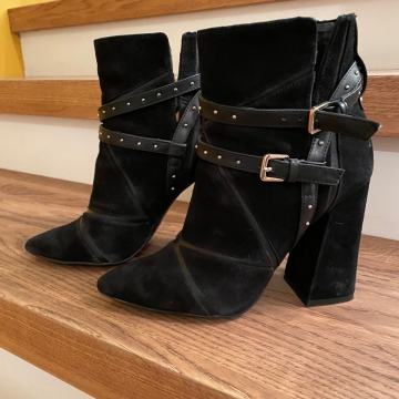 Original ALDO usnjeni gležnarji. MPC 150 eur