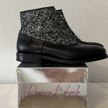 Passion Blancre usnjene gležnarji