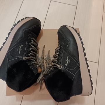 Gležnarji Pepe Jeans 37