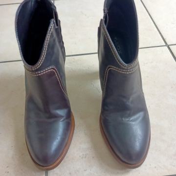 Prodam nove Geox gleznarje st.39