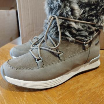 Prodam ženske gležnarje vel. 39 za 15 EUR