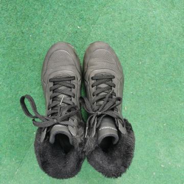 Skechers zimski gležnarji št. 38