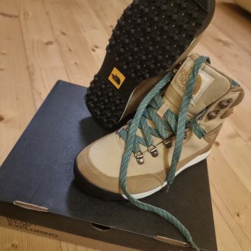 The North Face gležnjarji 37