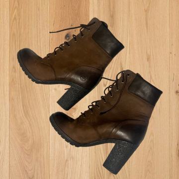 Čevlji Timberland 38