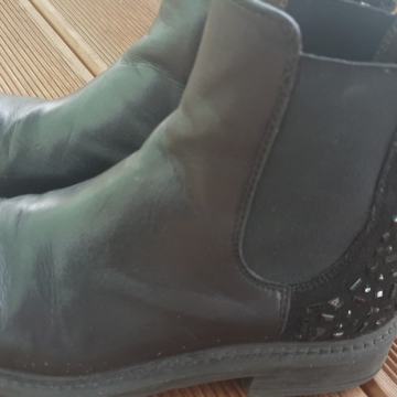 Tosca Blu usnjeni gležnarji št.37