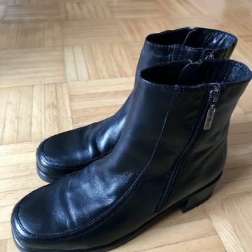 Usnjeni gleznarji 1x obuti, st. 41