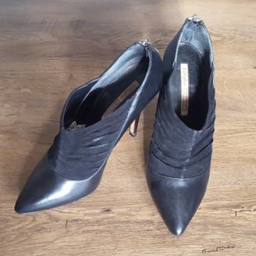 Usnjeni gležnarji Buffalo 41