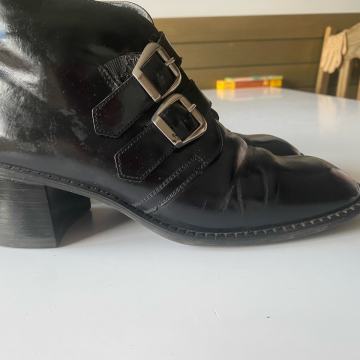 Usnjeni gležnarji, št. 38,5