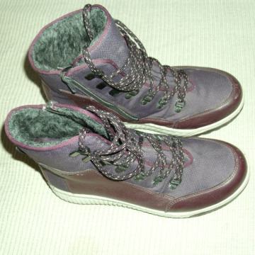 Ženski čevlji, gležnarji, GORETEX, številka 38 - kot novi