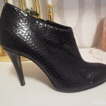 Ženski čevlji-kačje  usnje št.41, VERO CUOIO