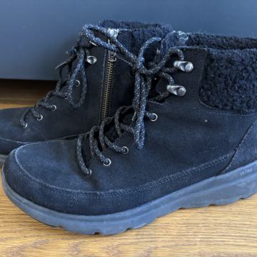 Ženski gležnarje Sketchers št. 40
