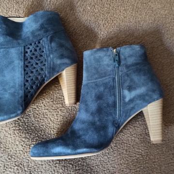 Ženski gležnarji Minozzi št 41