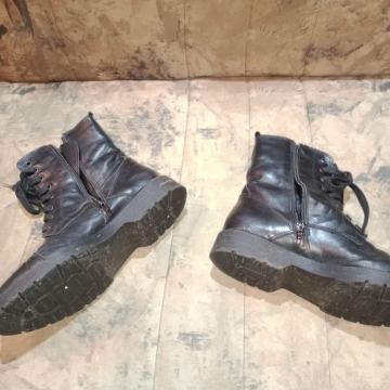 Ženski gležnarji št.40