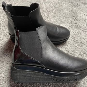 ŽENSKI GLEŽNARJI NOVI POLNA PETA USNJE ŠTEVILKA 37 SAYDO