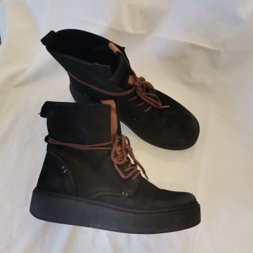 Ženski gležnarji vel. 37