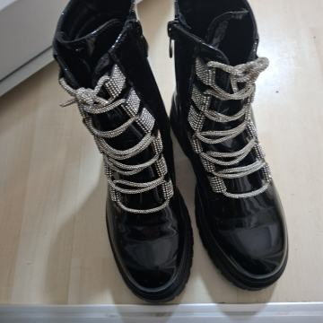 Ženski gležnjarji št.37