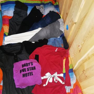 Nosečniška oblačila M 13 kosov