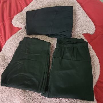 Nosečniška oblačila M ali 38