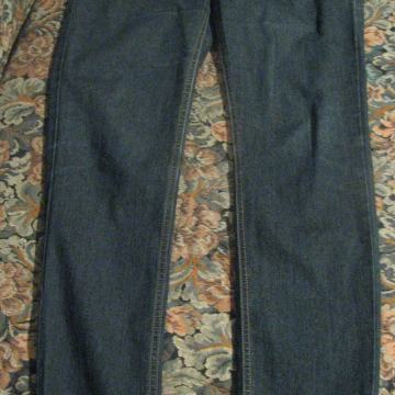 Nosečniske jeans hlače-dolge, vel.L, Benetton jeans hlače podarim
