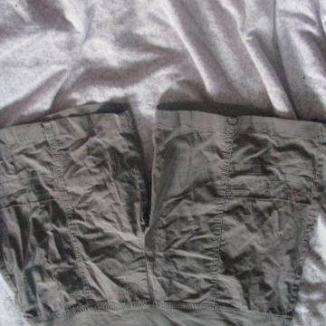 Nosečniške kratke hlače, vel.S-M