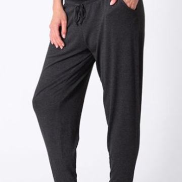 Seraphine Maternity lahkotne nosečniške hlače/trenirka (velikost L)